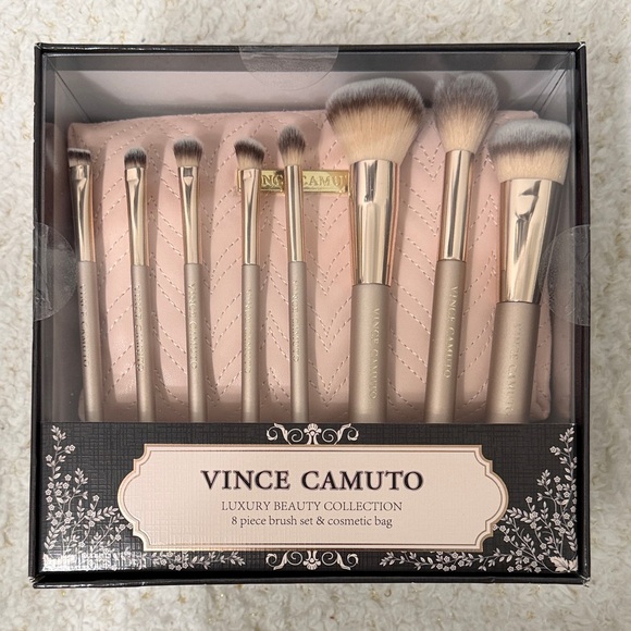 Vince Camuto Luxury Beauty Collection 9 pc, 8 Gold Brush Set & Quilted Pink Bag - Picture 4 of 9